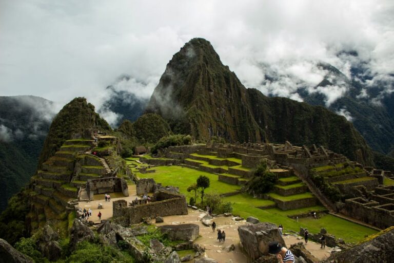 Peru And Dağları'nda Yaşam: Kiswa Chacca'nın Kadim Gelenekleri ve Zorlukları