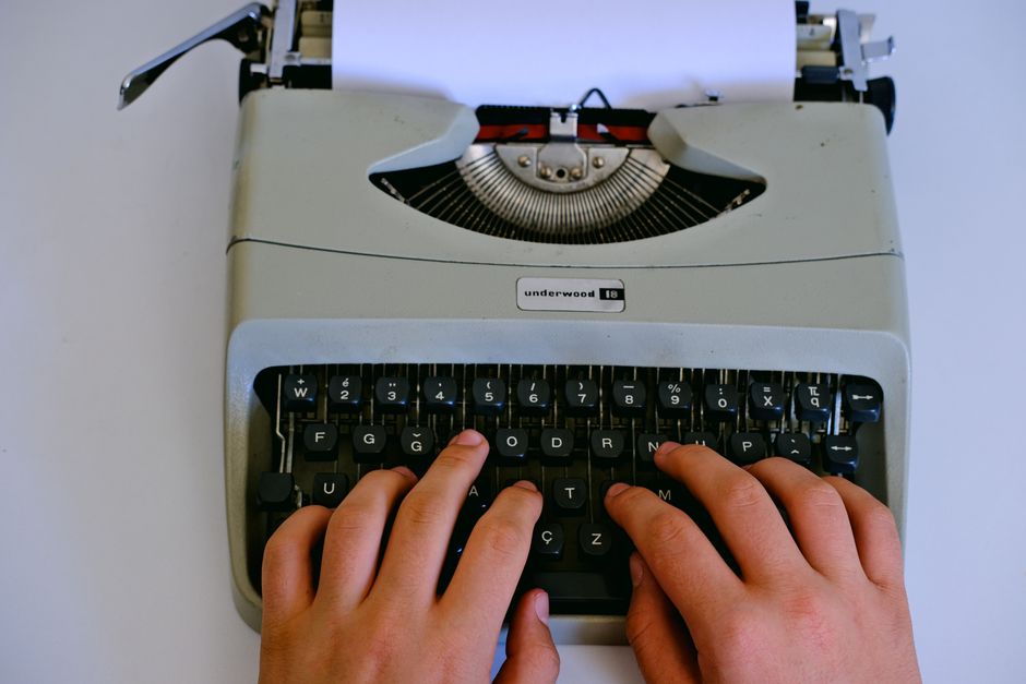 QWERTY Klavye Düzeni Neden Yavaşlatmak İçin Tasarlandı?