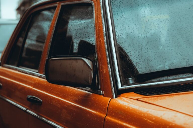 Otomobillerde Çok Amaçlı Sprey Kullanımının Gizli Tehlikeleri ve Zararları