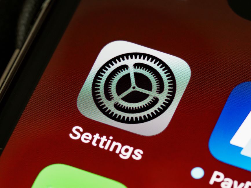 iPhone Gizlilik Savaşı: FBI vs. Apple ve Dijital Hakların Geleceği
